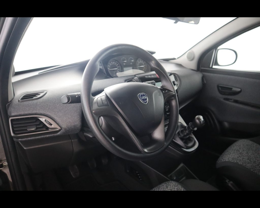 LANCIA Ypsilon III 2021 -  1.0 firefly hybrid Silver Plus s&s 70 - 13