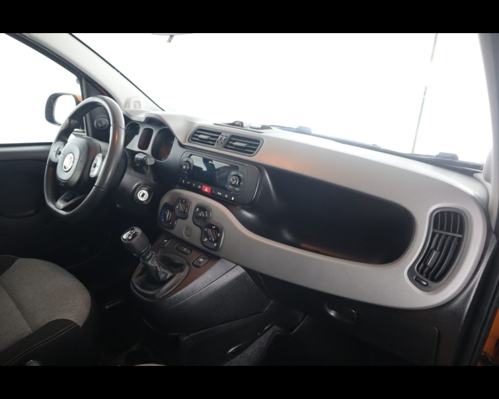 FIAT Panda III 2016 -  0.9 t.air t. natural power Lounge 80c - 16