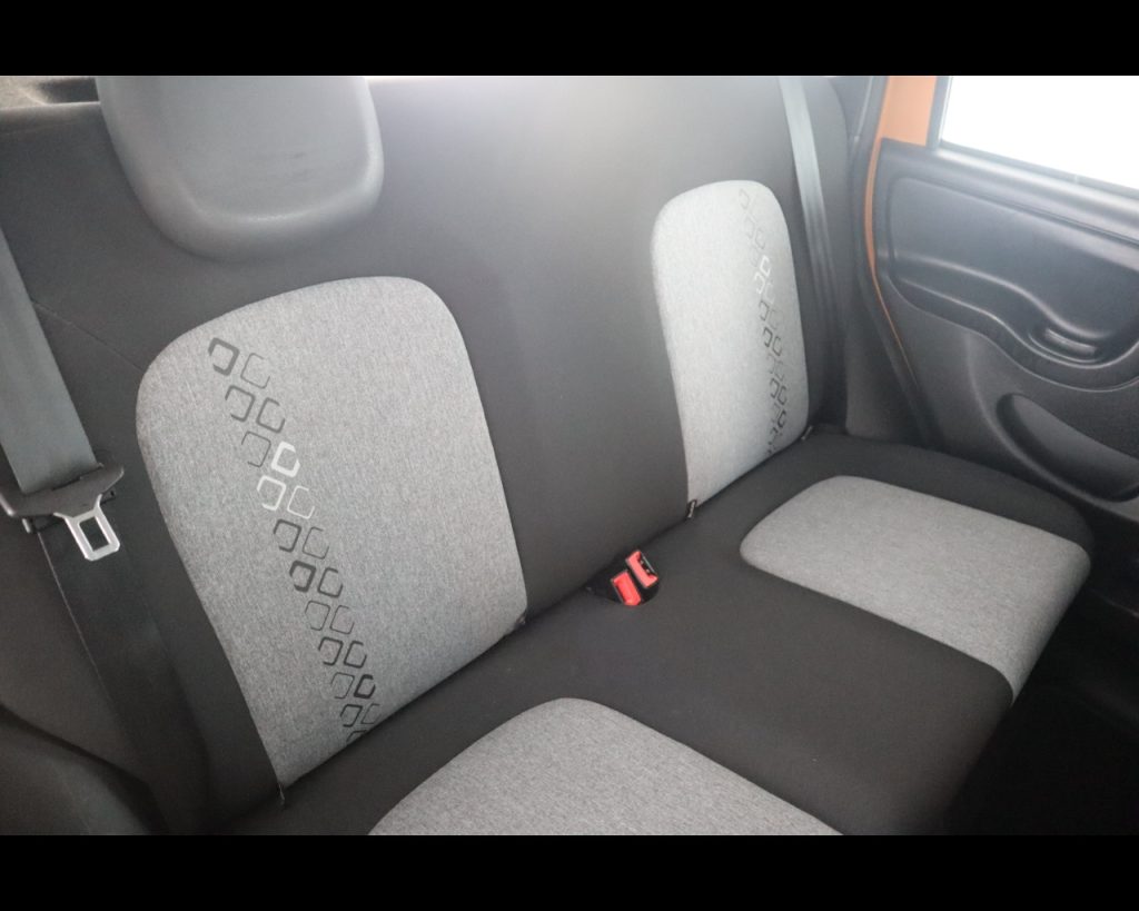 FIAT Panda III 2016 -  0.9 t.air t. natural power Lounge 80c - 18