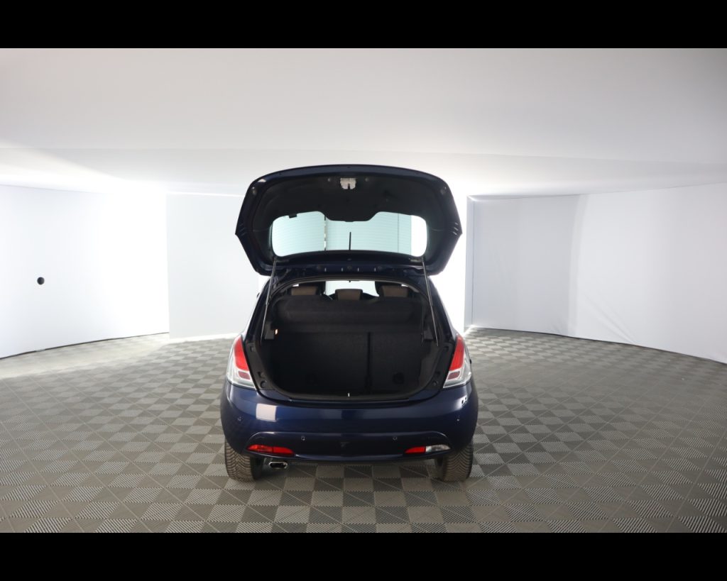 LANCIA Ypsilon III 2015 -  1.3 mjt Platinum s&s 95cv my16 - 19