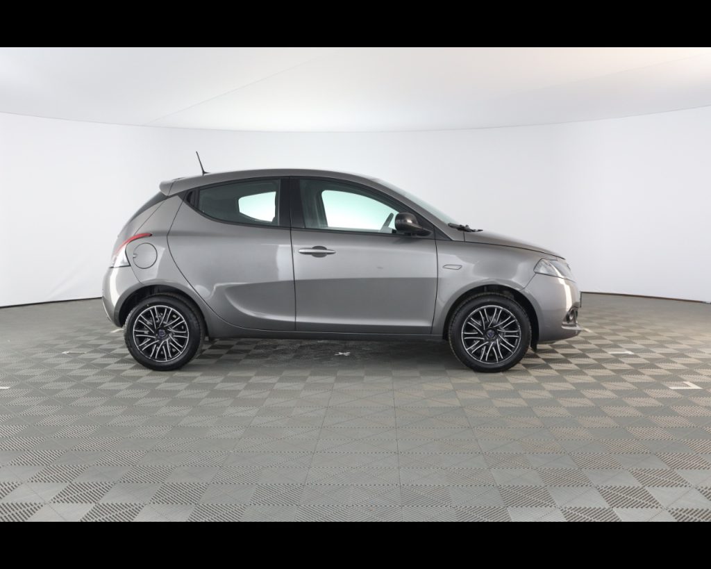 LANCIA Ypsilon III 2021 -  1.0 firefly hybrid Gold s&s 70cv - 6