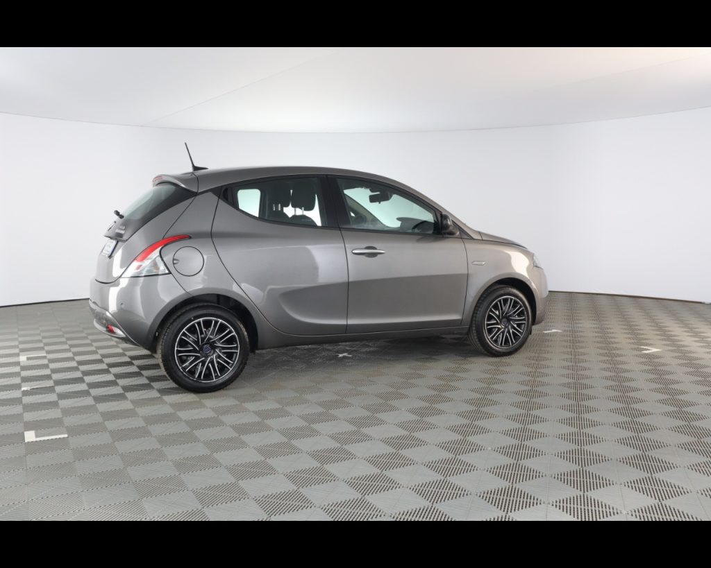 LANCIA Ypsilon III 2021 -  1.0 firefly hybrid Gold s&s 70cv - 7