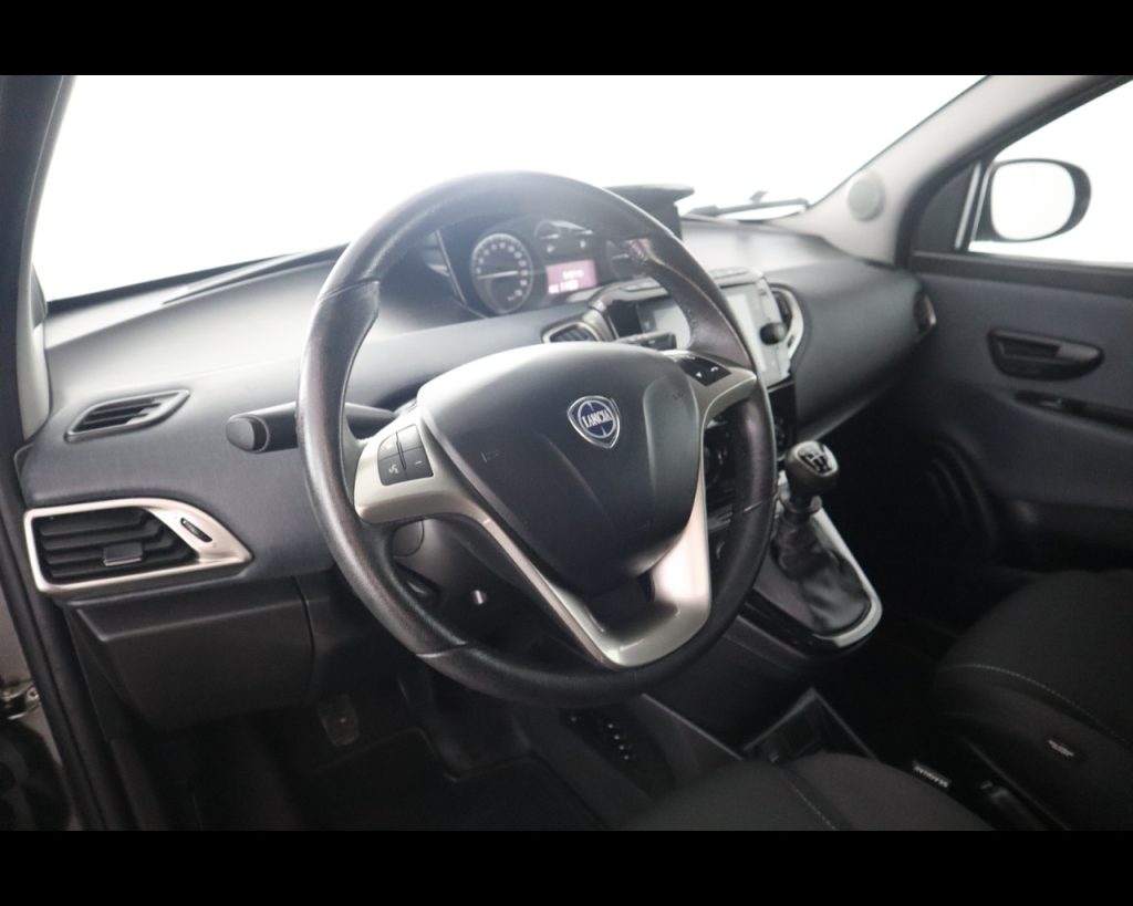 LANCIA Ypsilon III 2021 -  1.0 firefly hybrid Gold s&s 70cv - 13