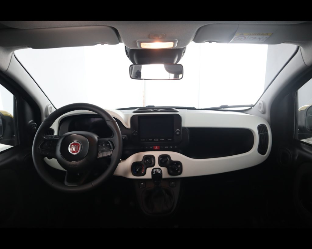 FIAT Pandina III 2024 Cross -  Cross 1.0 firefly hybrid s&s 70 - 15