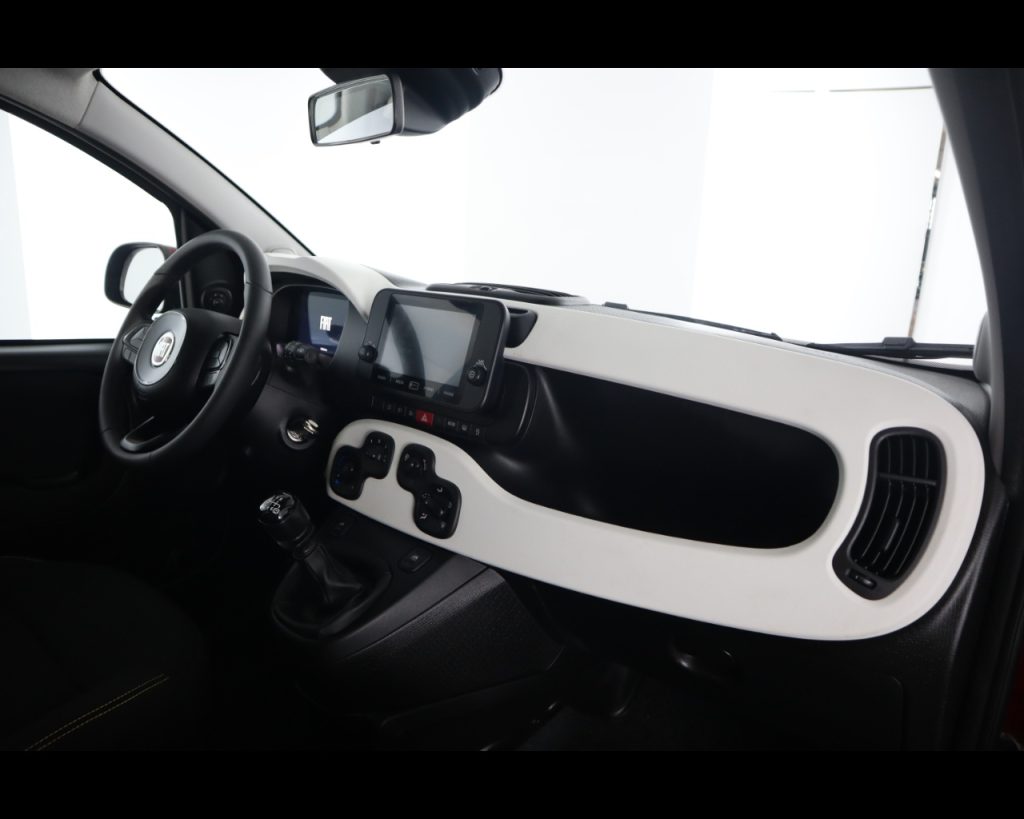 FIAT Pandina III 2024 Cross -  Cross 1.0 firefly hybrid s&s 70 - 16