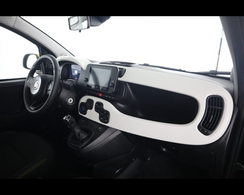 FIAT Pandina III 2024 Cross -  Cross 1.0 firefly hybrid s&s 70 - 16