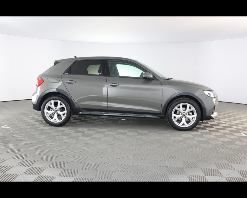 AUDI A1 II 2022 allstreet -  allstreet 30 1.0 tfsi Busine - 6