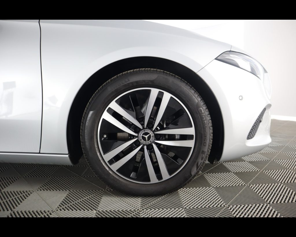 MERCEDES-BENZ A 180 Classe A - W177 2023 -  d Progressive Advanced Plu - 20
