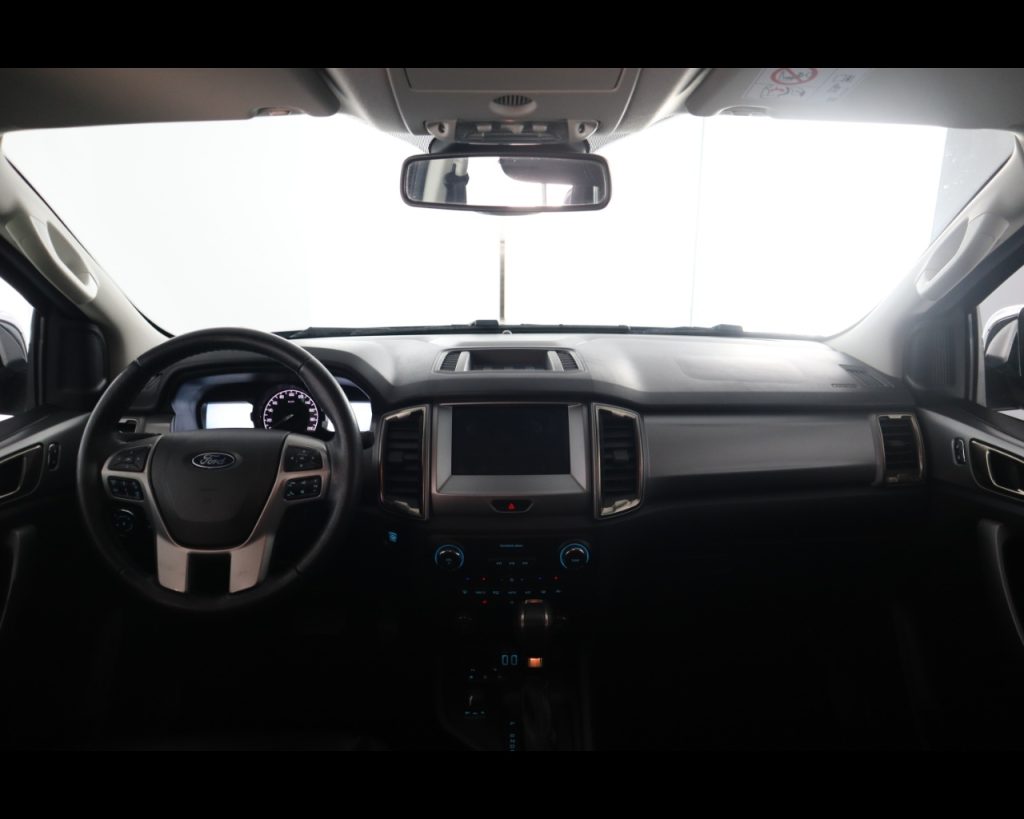 FORD Ranger 2.0 tdci double cab Limited 213cv auto PANTHER - 15