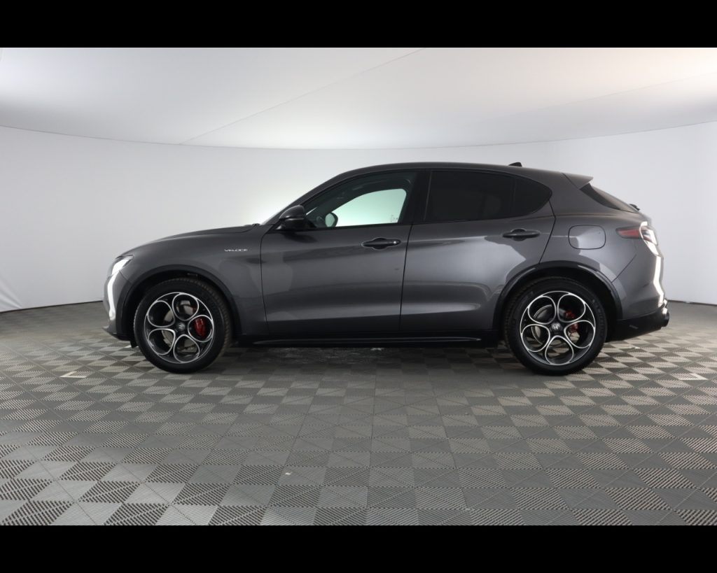 ALFA ROMEO Stelvio 2023 -  2.2 t Veloce Q4 210cv auto - 12