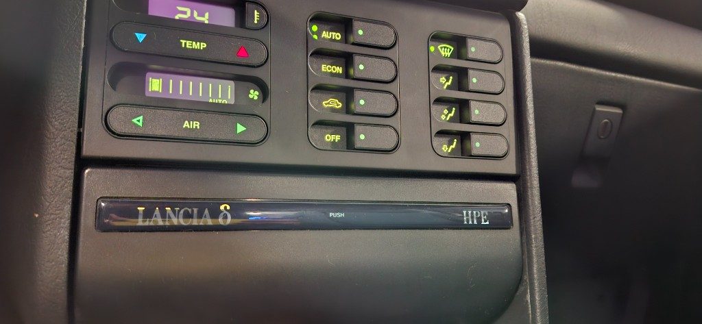 LANCIA Delta 2.0 TURBO 16V HF**1 PROPRIETARIO*51.000KM DA NUOVA - 27