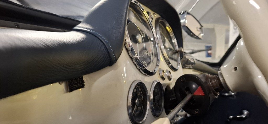 MERCEDES-BENZ 190 SL ***ASI TARGA ORO***BIANCA con PELLE BLU - 23