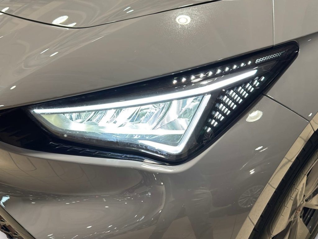 CUPRA Born 58kwh - 21