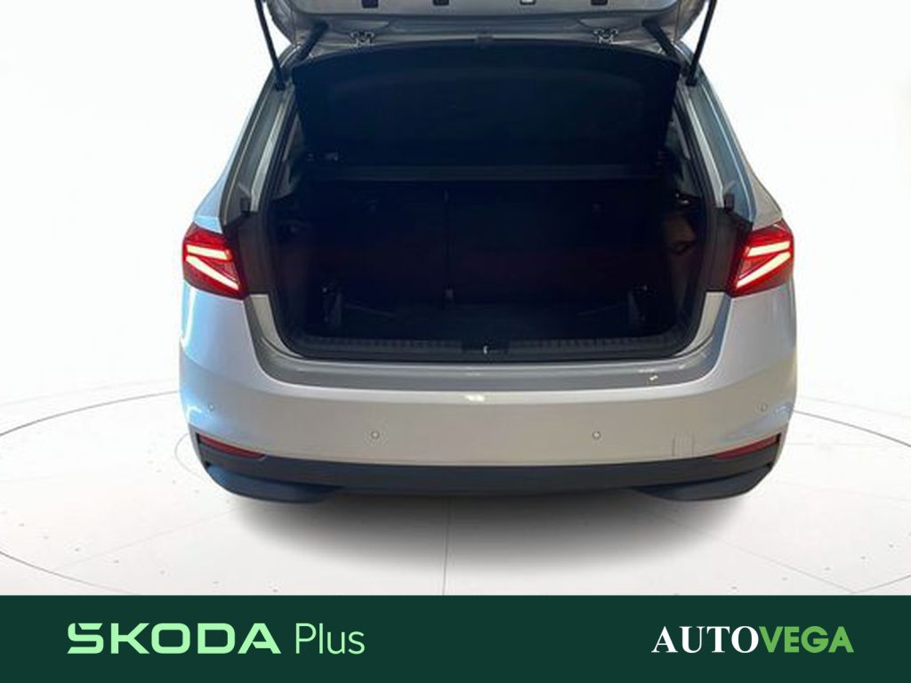 SKODA Fabia 1.0 tsi young edition 95cv - 18