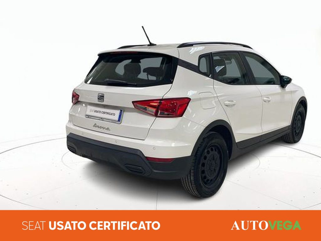 SEAT Arona 1.0 ecotsi reference 95cv - 4