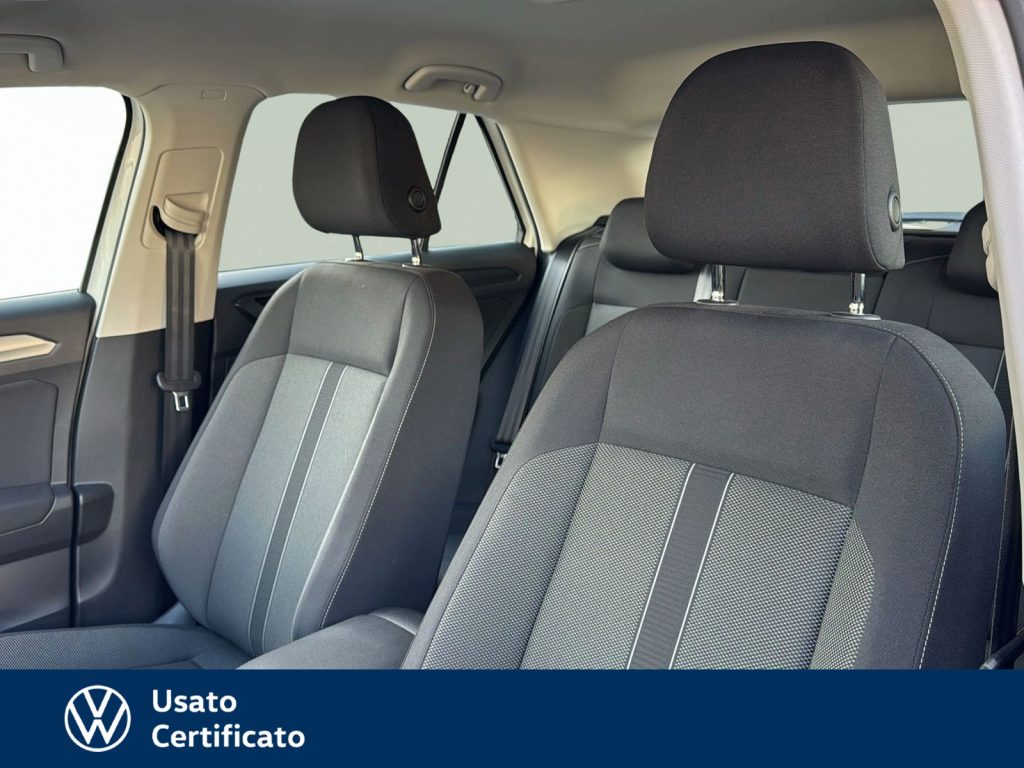 VOLKSWAGEN T-Roc 1.0 tsi life 110cv - 9