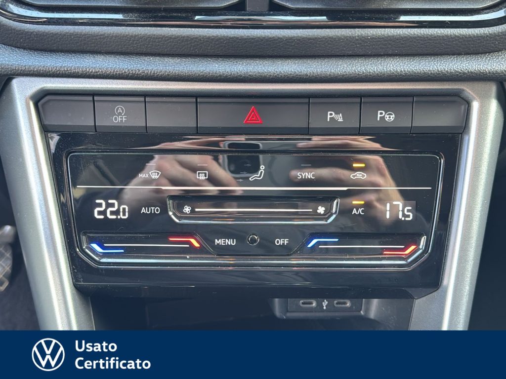 VOLKSWAGEN T-Roc 1.0 tsi life 110cv - 17