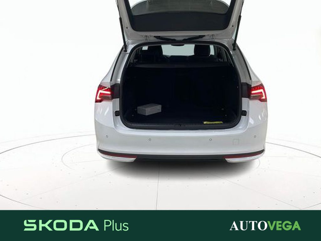 SKODA Octavia wagon 2.0 tdi executive 150cv dsg - 20