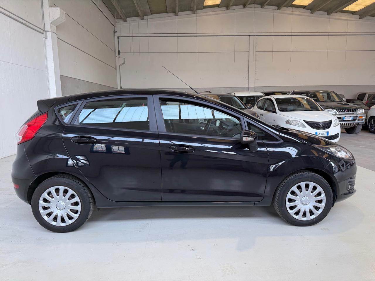 FORD Fiesta 1.4 5p. Bz.- GPL Titanium - 6