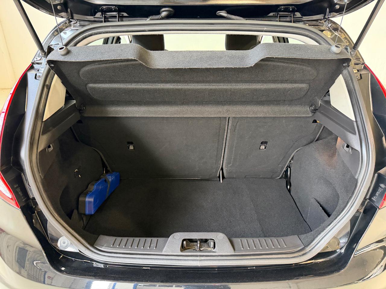 FORD Fiesta 1.4 5p. Bz.- GPL Titanium - 12