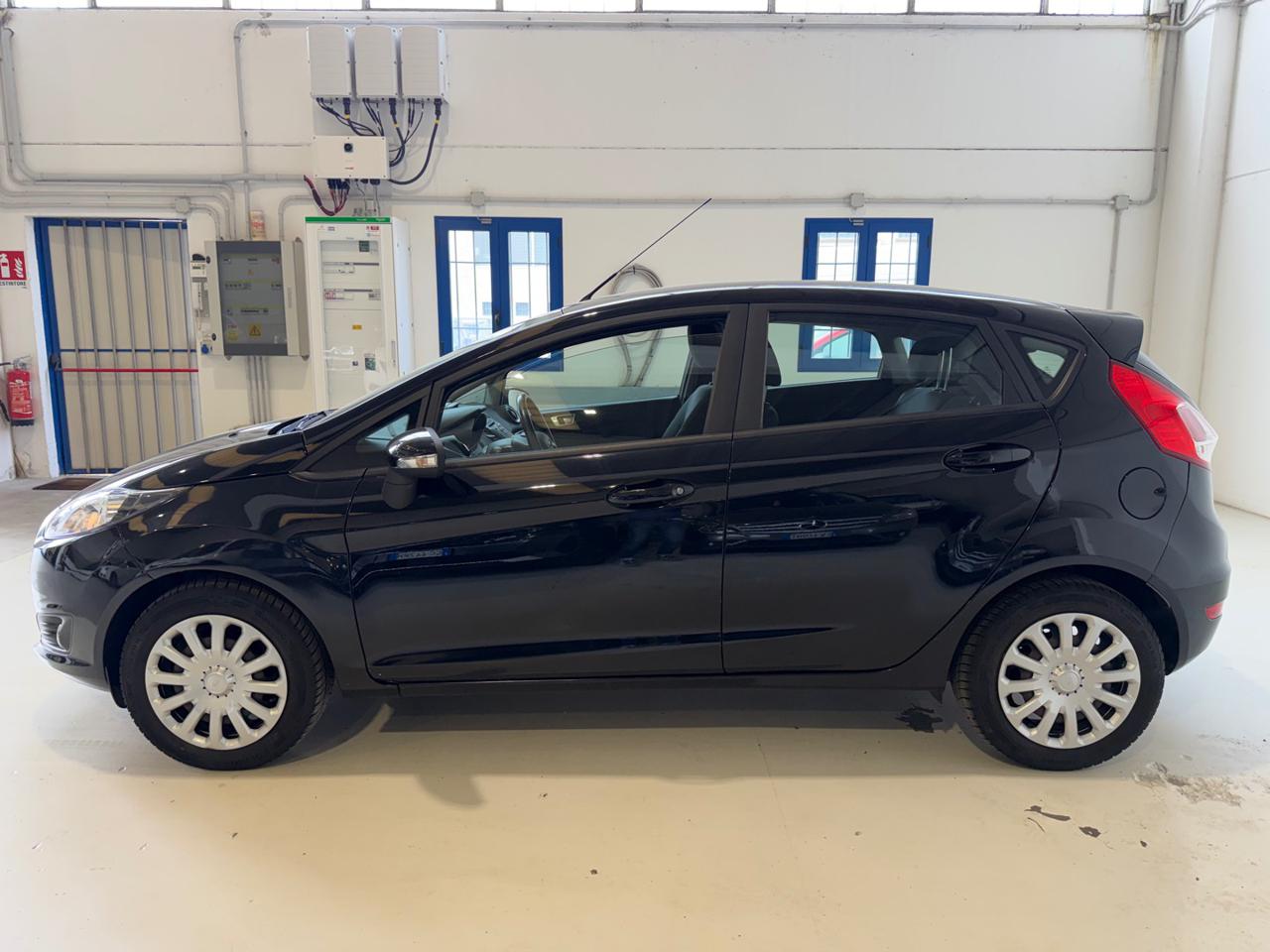 FORD Fiesta 1.4 5p. Bz.- GPL Titanium - 2