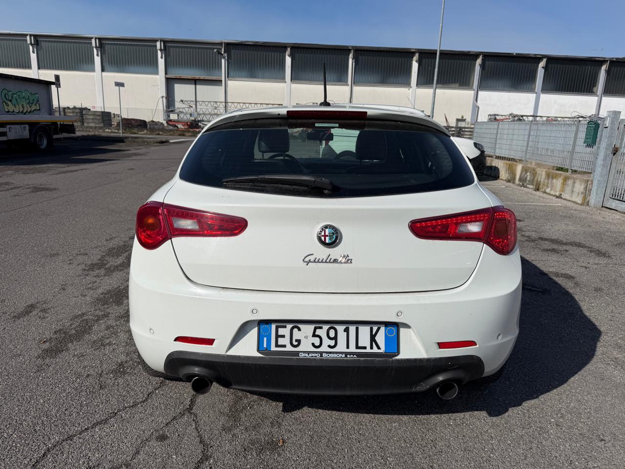 ALFA ROMEO Giulietta 2.0 JTDm-2 140 CV Distinctive- PER COMMERCIANTI - 4