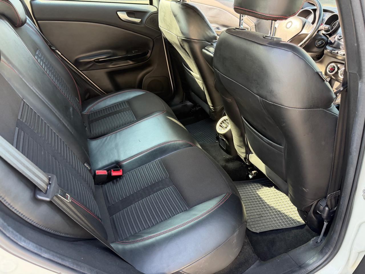 ALFA ROMEO Giulietta 2.0 JTDm-2 140 CV Distinctive- PER COMMERCIANTI - 14