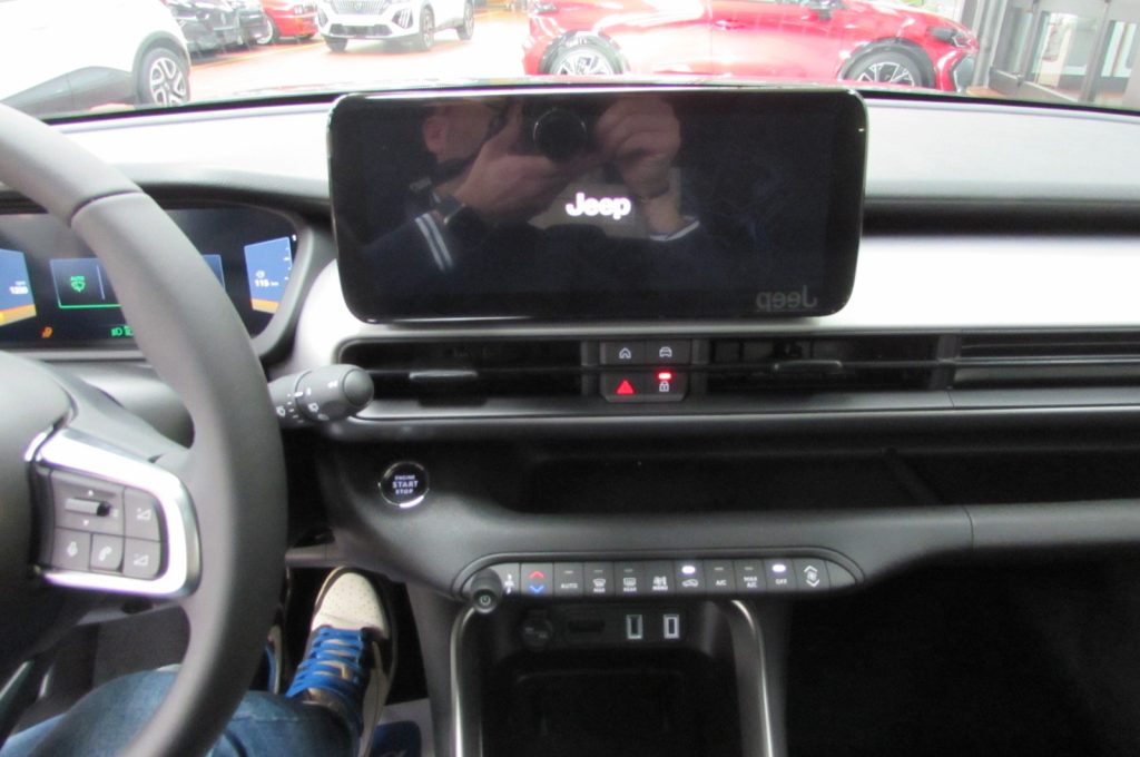 JEEP Avenger 1.2 Turbo 100 CV Summit KM.ZERO PELLE+TETTO AP - 9