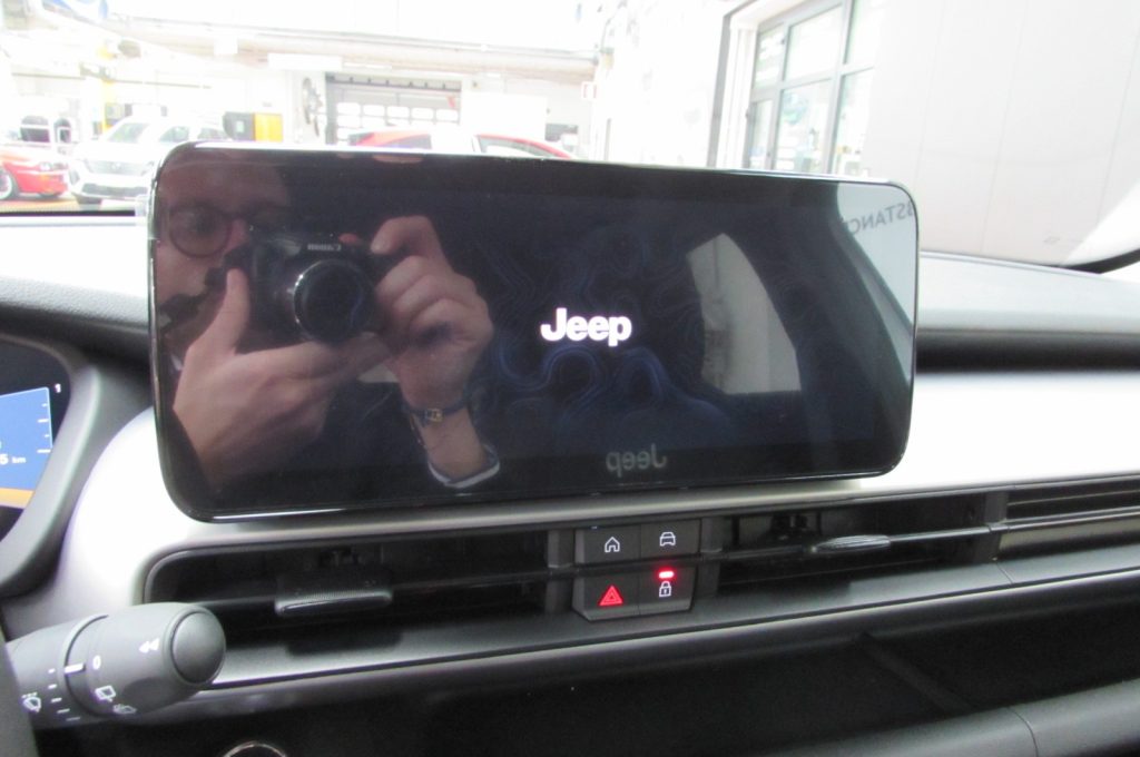 JEEP Avenger 1.2 Turbo 100 CV Summit KM.ZERO PELLE+TETTO AP - 10