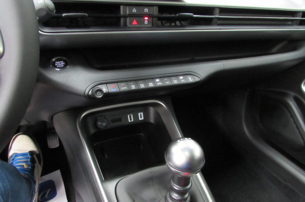 JEEP Avenger 1.2 Turbo 100 CV Summit KM.ZERO PELLE+TETTO AP - 11