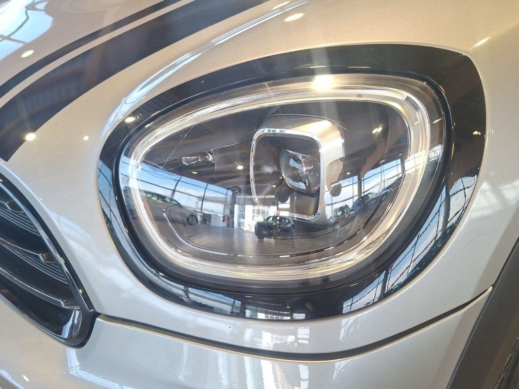 MINI Countryman 2.0 Cooper D ALL4 Countryman ALL4Leather Aut. - 6