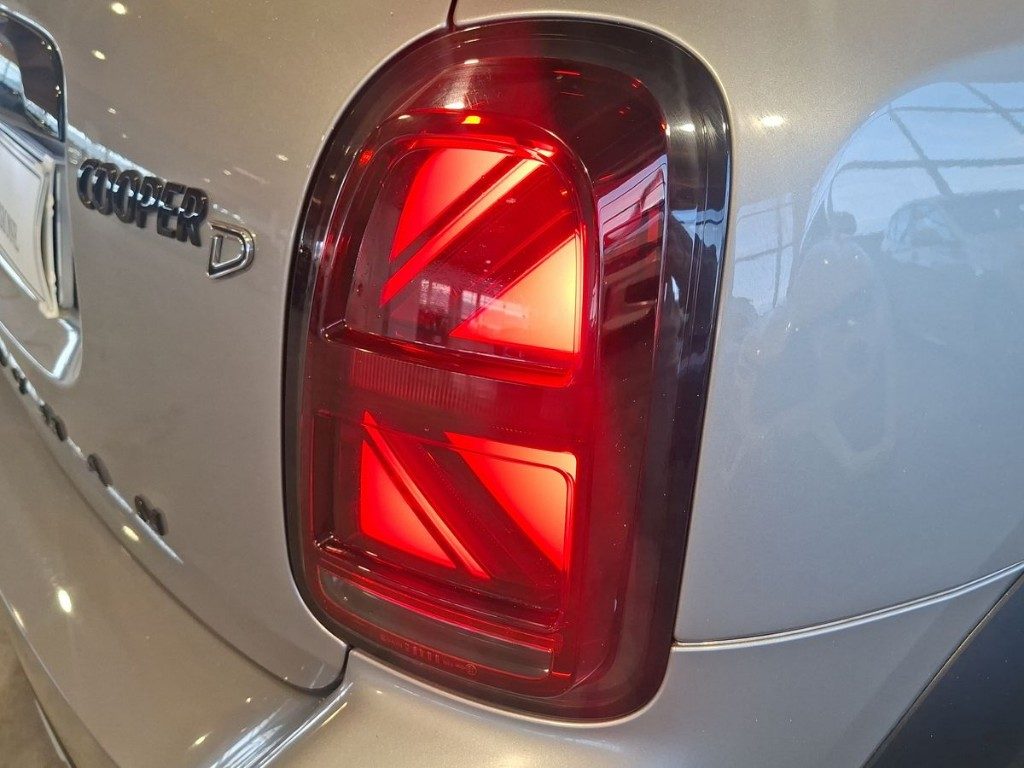 MINI Countryman 2.0 Cooper D ALL4 Countryman ALL4Leather Aut. - 7