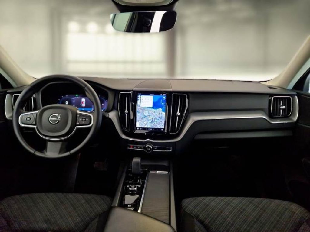 VOLVO XC60 B4 (d) automatico Business - 3