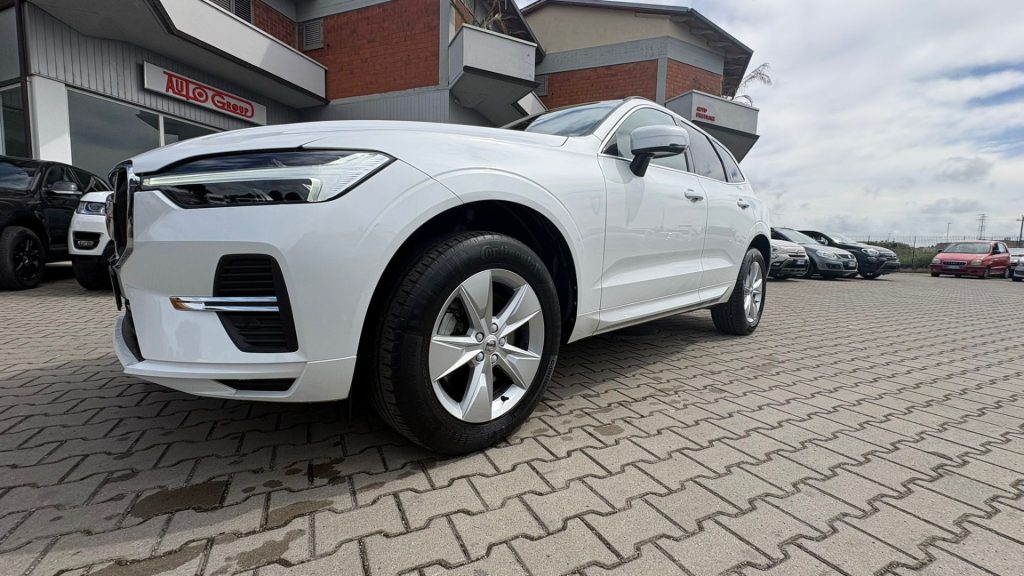 VOLVO XC60 B4 (d) automatico Business - 24