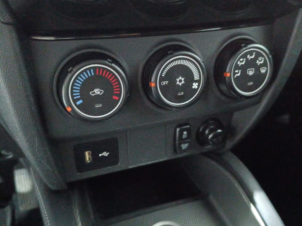 MITSUBISHI ASX 1.6 DI-D 114 CV 2WD Inform Plus - 22