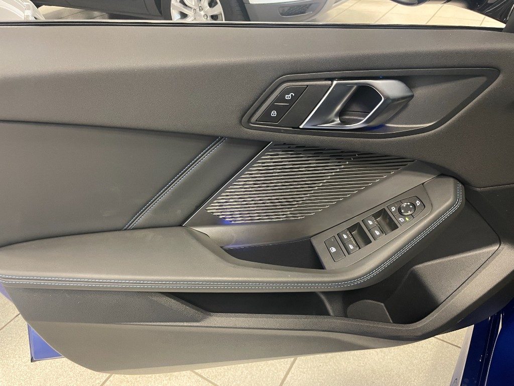 BMW 120 48V MSport PRO - 19