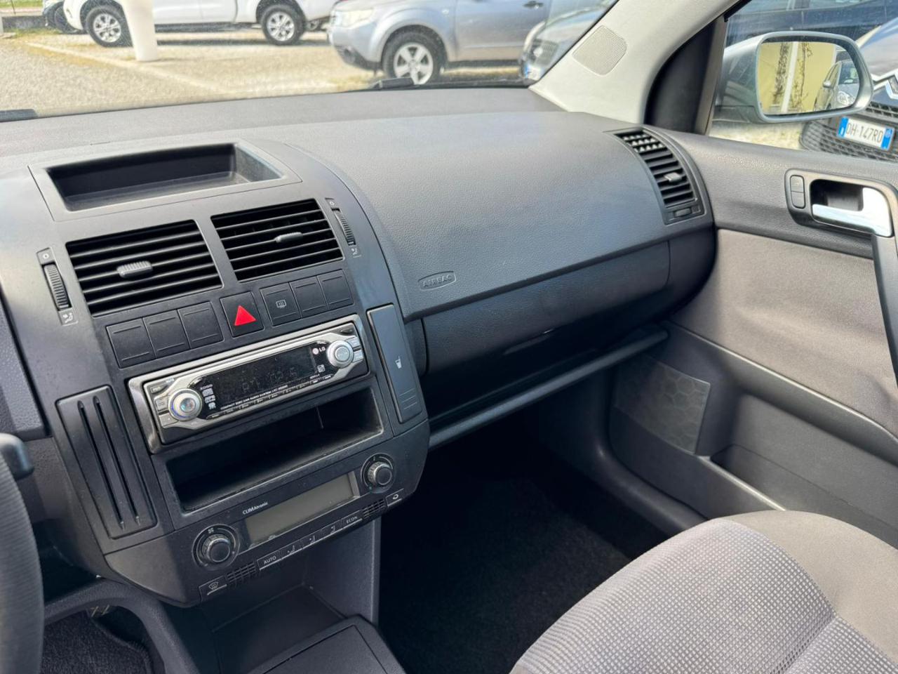 VOLKSWAGEN Polo 1.4/69CV TDI 5p. Comfortline - 11