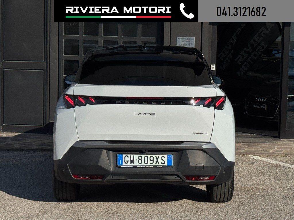 PEUGEOT 3008 Hybrid 145 e-DCS6 GT - 11