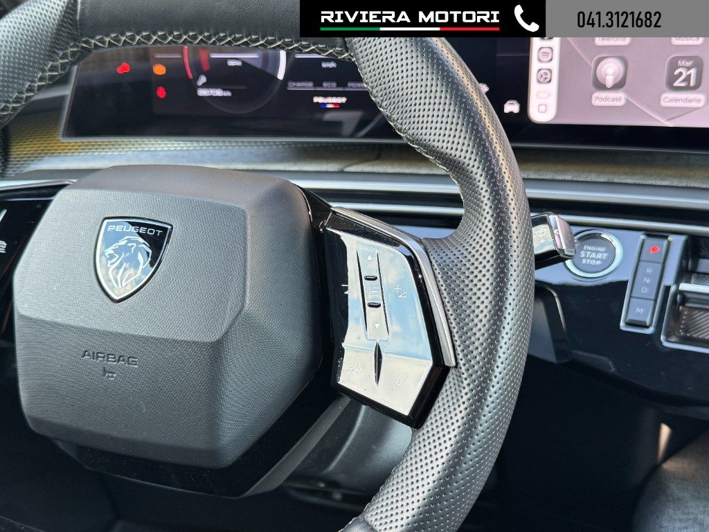 PEUGEOT 3008 Hybrid 145 e-DCS6 GT - 14