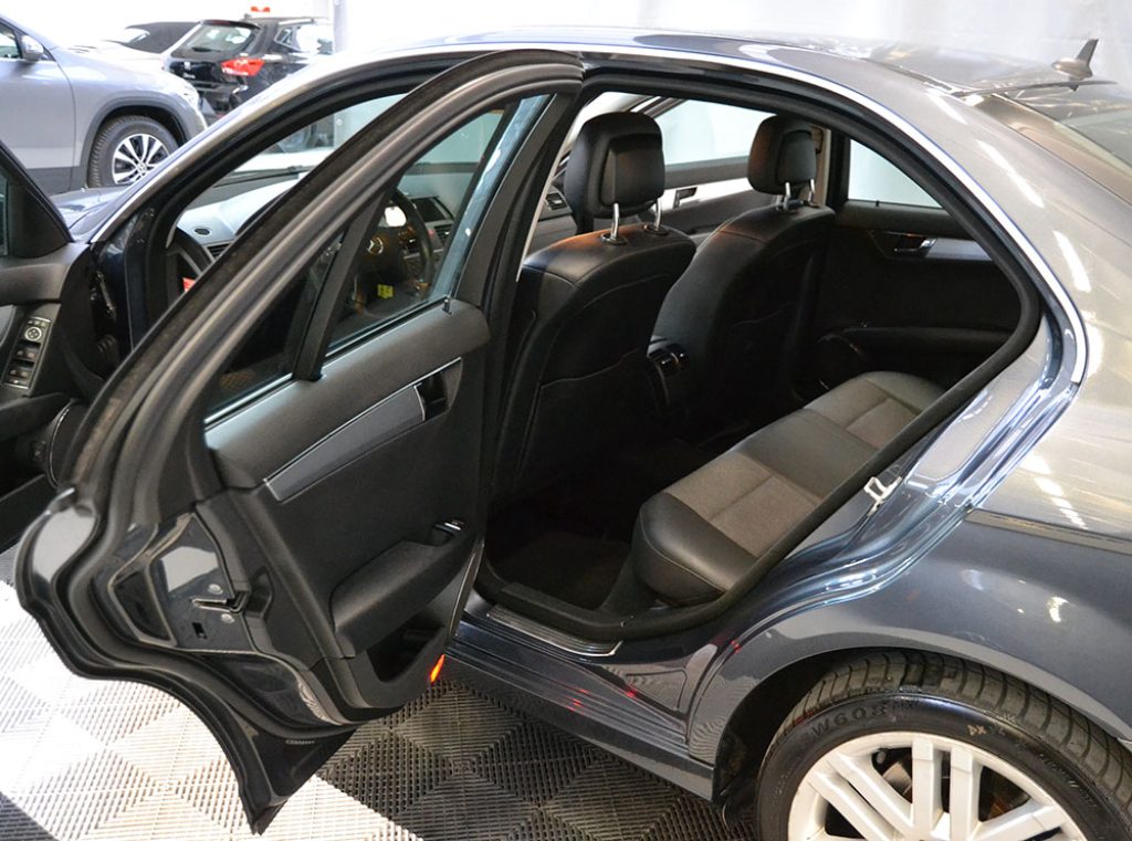 MERCEDES-BENZ C 220 CDI BlueEFFICIENCY Avantgarde Automatica - 3