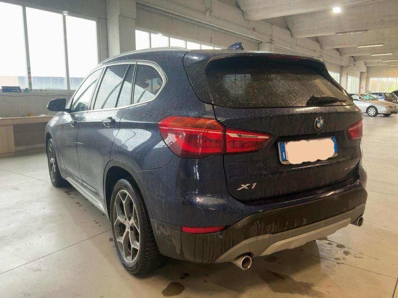 BMW X1 sDrive18d xLine - 12