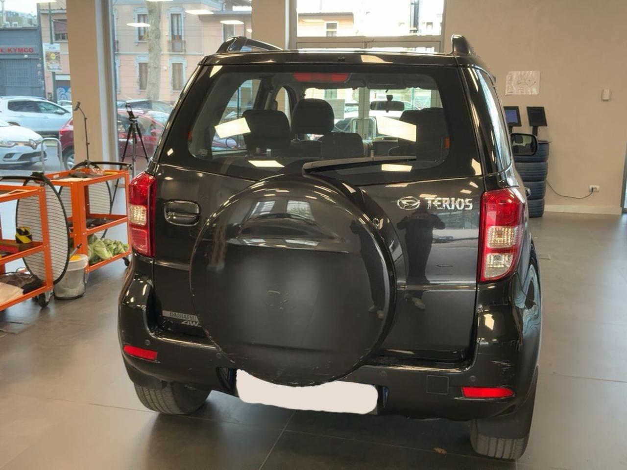 DAIHATSU Terios 1.5 4WD - 6