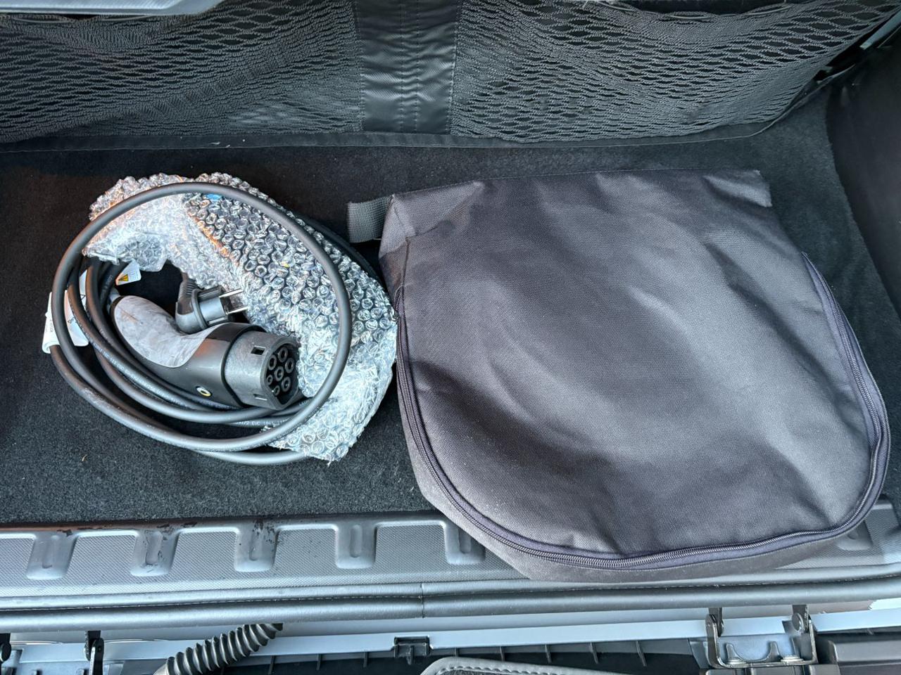 SMART ForTwo EQ Prime 22KW-INTERNI IN PELLE-SEDILI RISCAL. - 24