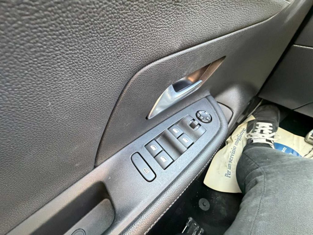 OPEL Mokka 1.2 Hybrid aut. GS - 19