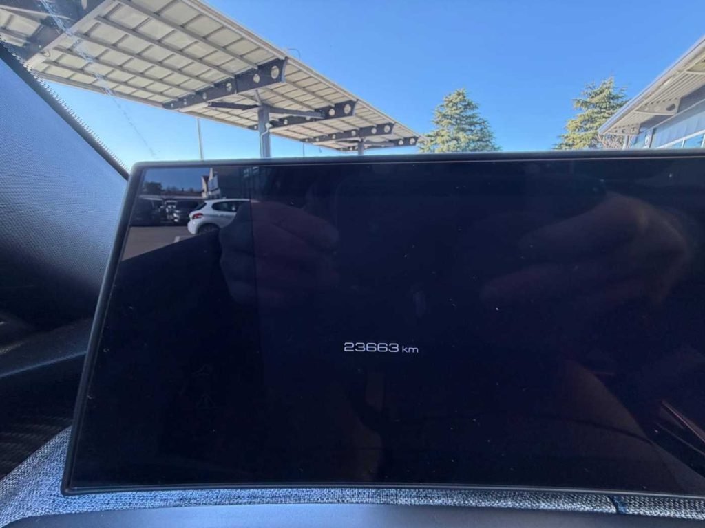 PEUGEOT 5008 Hybrid 145 e-DCS6 Allure - 15