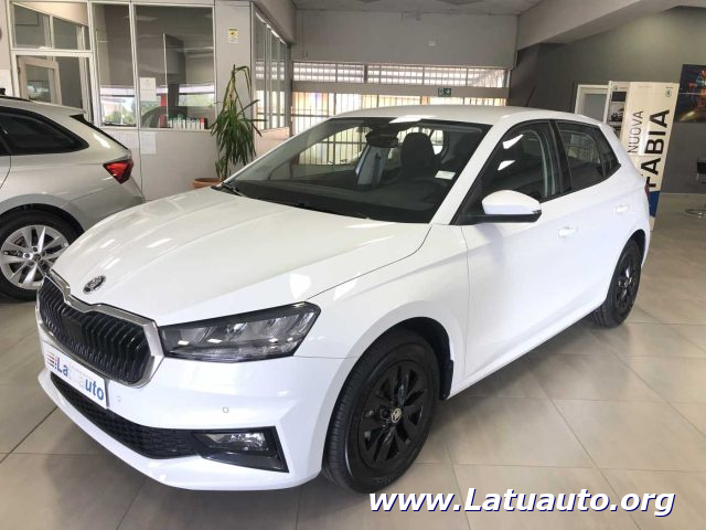 SKODA Fabia Bianco pastello