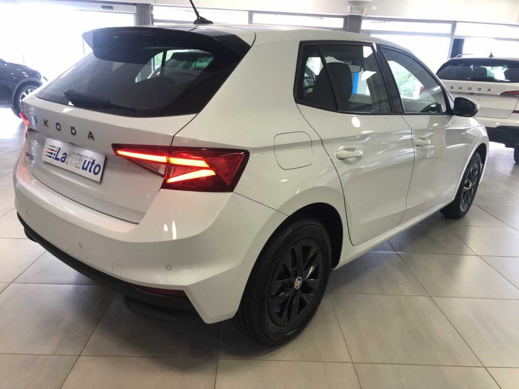 SKODA Fabia 1.0 MPI 80 CV Your Way - 6