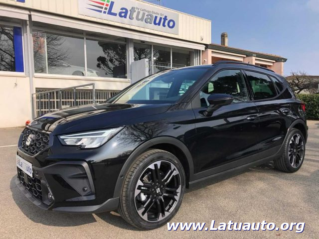 SEAT Arona Nero pastello