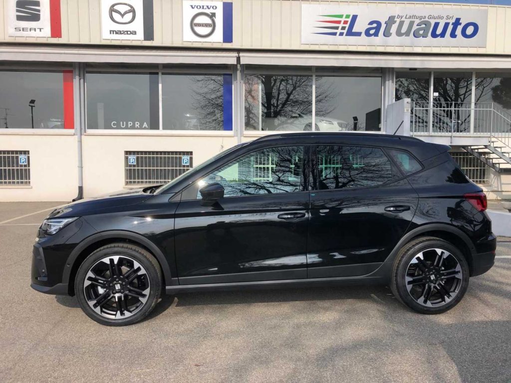 SEAT Arona 1.0 EcoTSI 115 CV Black Edition - 3