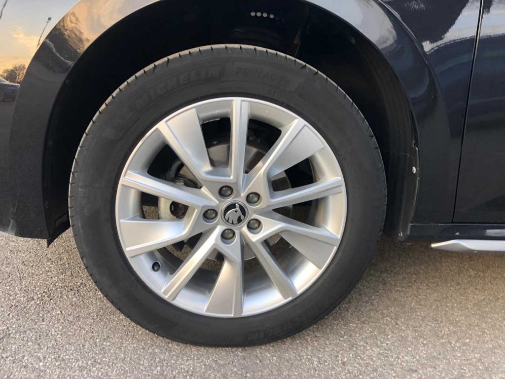 SKODA Kamiq 1.0 TSI Style - 21